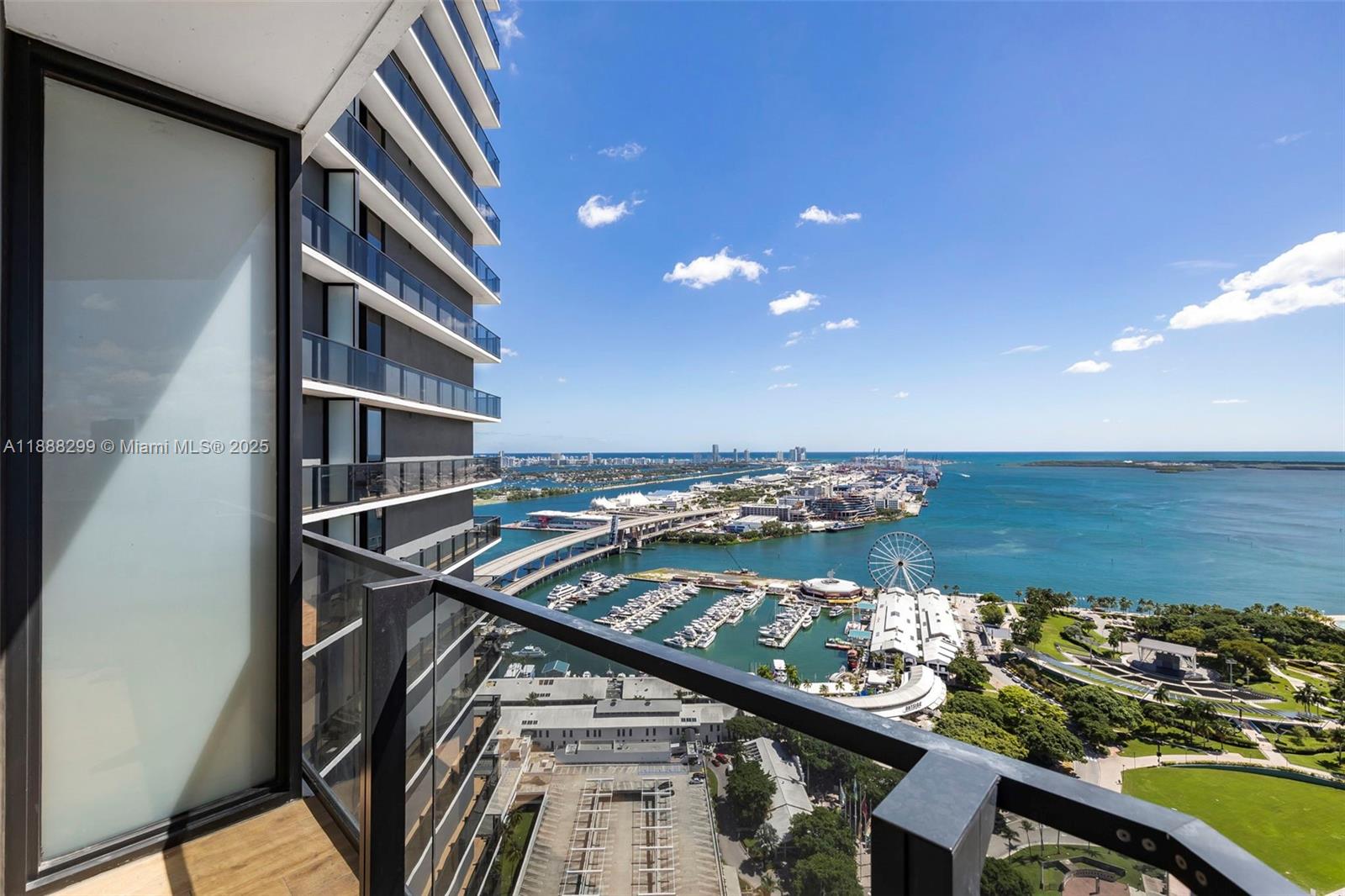 398 NE 5th St #3415, Miami, FL, 33132 - Investment Condo. Photo #1