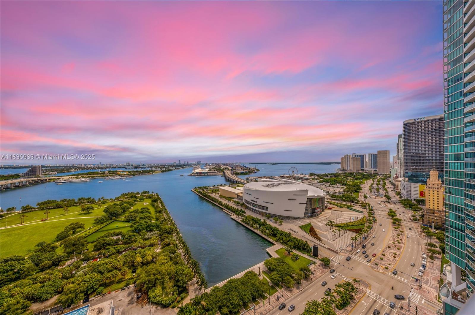 900 Biscayne Blvd #3502, Miami, FL, 33132 - Investment Condo. Photo #1