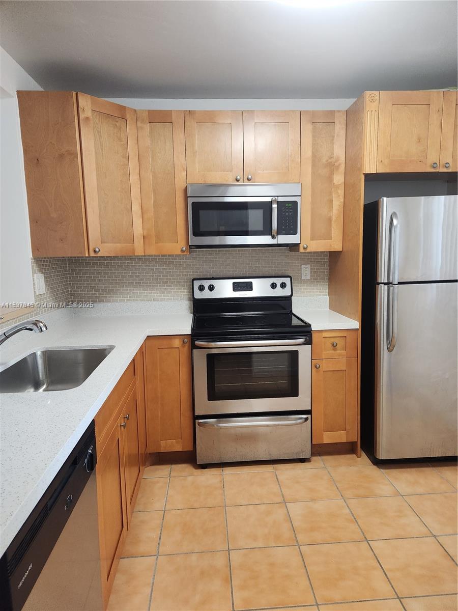 10835 SW 112th Ave #311, Miami, FL, 33176 - Investment Condo. Photo #1