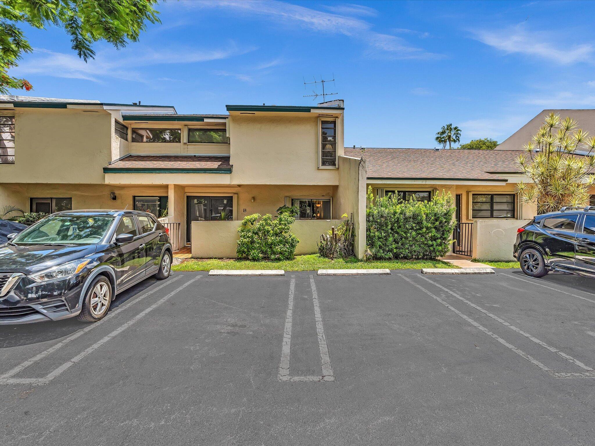 10830 SW 72nd Street #15, Miami, FL, 33173 - Investment Townhome. Photo #1