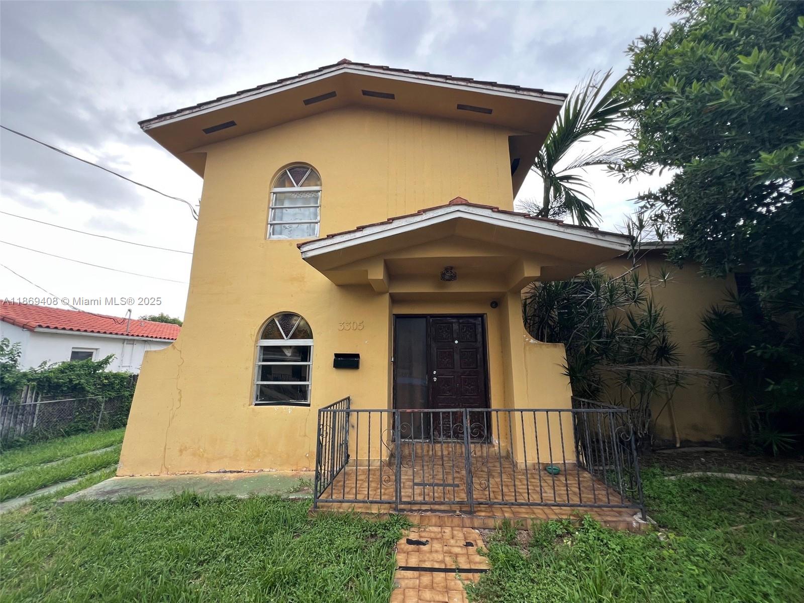 2798 SW 33rd Ave, Miami, FL, 33133 - Investment Single Family Home. Photo #1