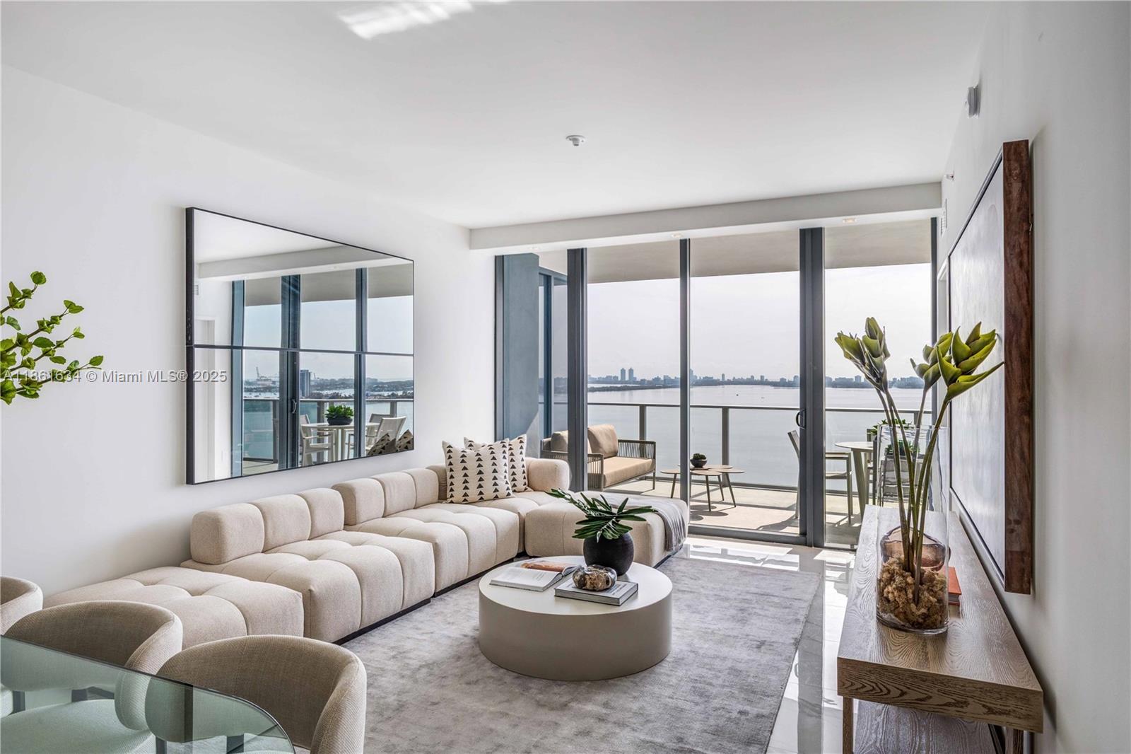 700 NE 24 St #1802, Miami, FL, 33137 - Investment Condo. Photo #1