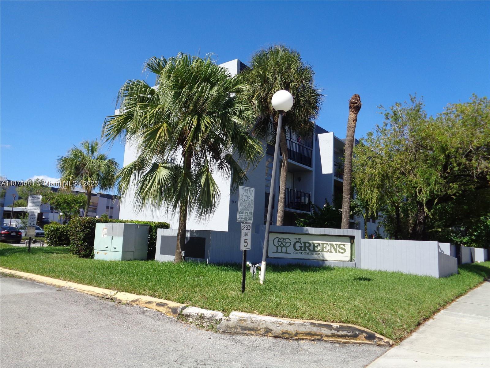 8821 W Flagler St #503, Miami, FL, 33174 - Investment Condo. Photo #1
