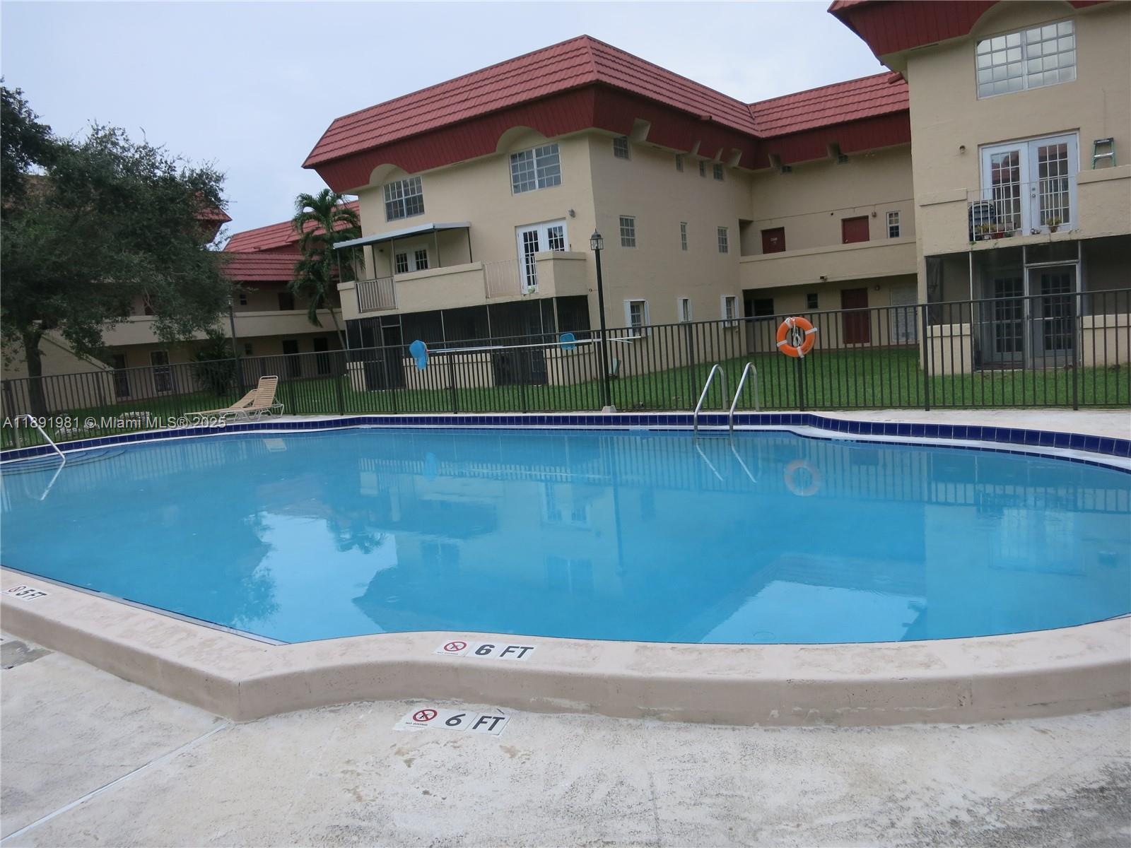 10901 N Kendall Dr #109, Miami, FL, 33143 - Investment Condo. Photo #1
