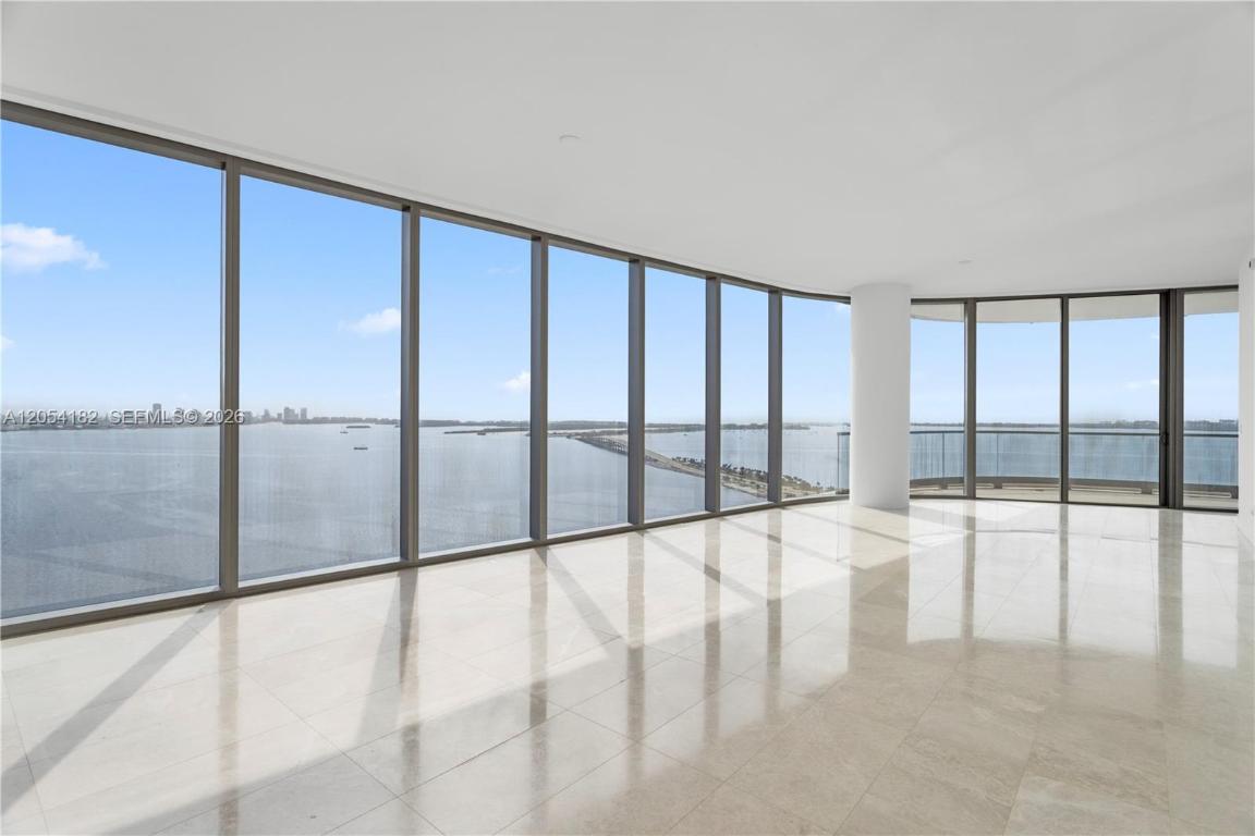 175 SE 25th #2701, Miami, FL, 33129 - Investment Condo. Photo #1