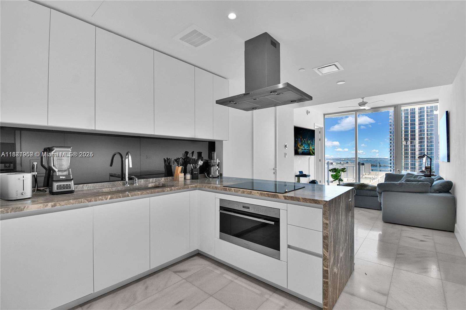 700 NE 26th Ter #3104, Miami, FL, 33137 - Investment Condo. Photo #1