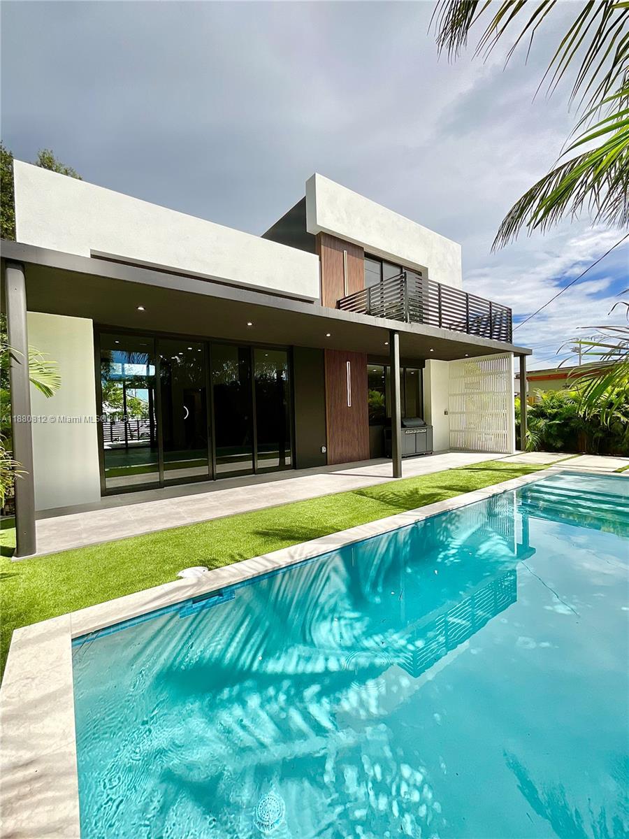 536 NW 48th St, Miami, FL, 33127 - Investment Single Family Home. Photo #1