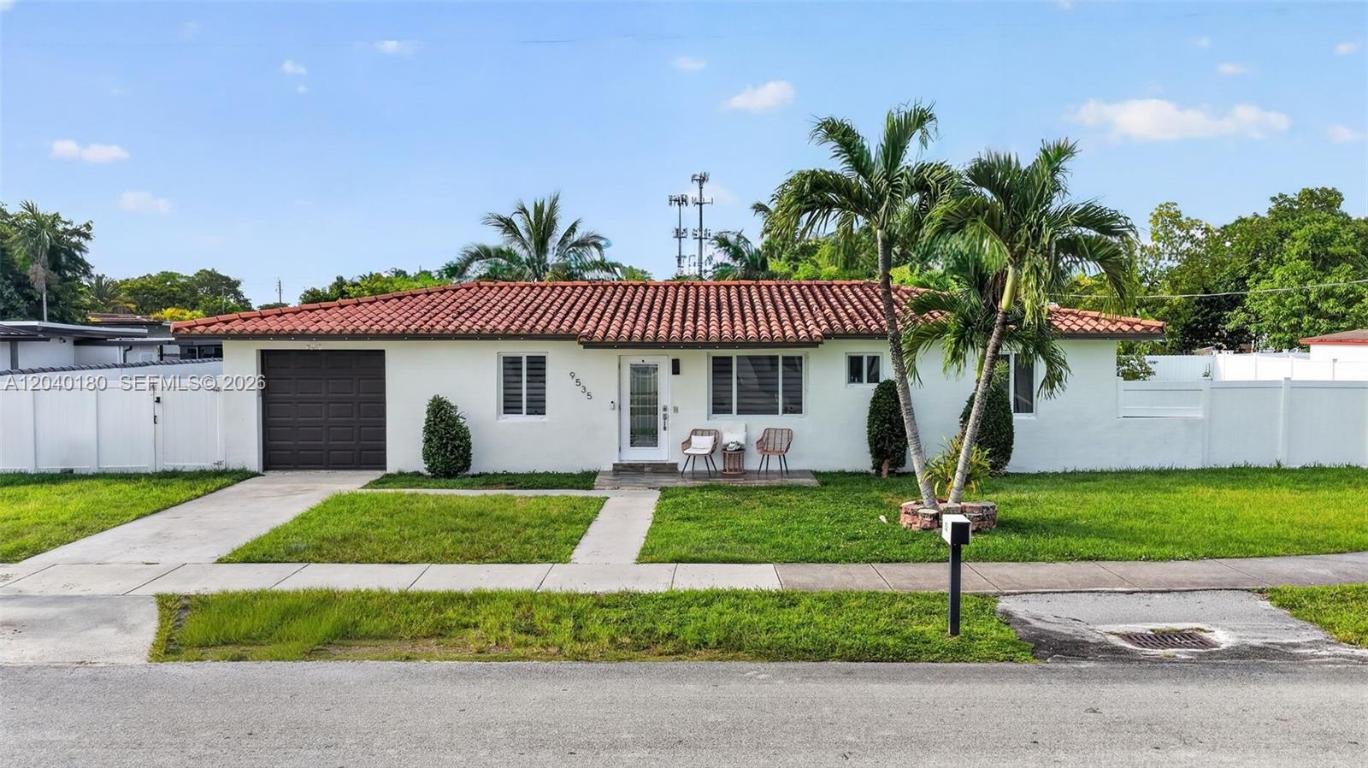 9535 SW 42nd, Miami, FL, 33165 - Investment Single Family Home. Photo #1
