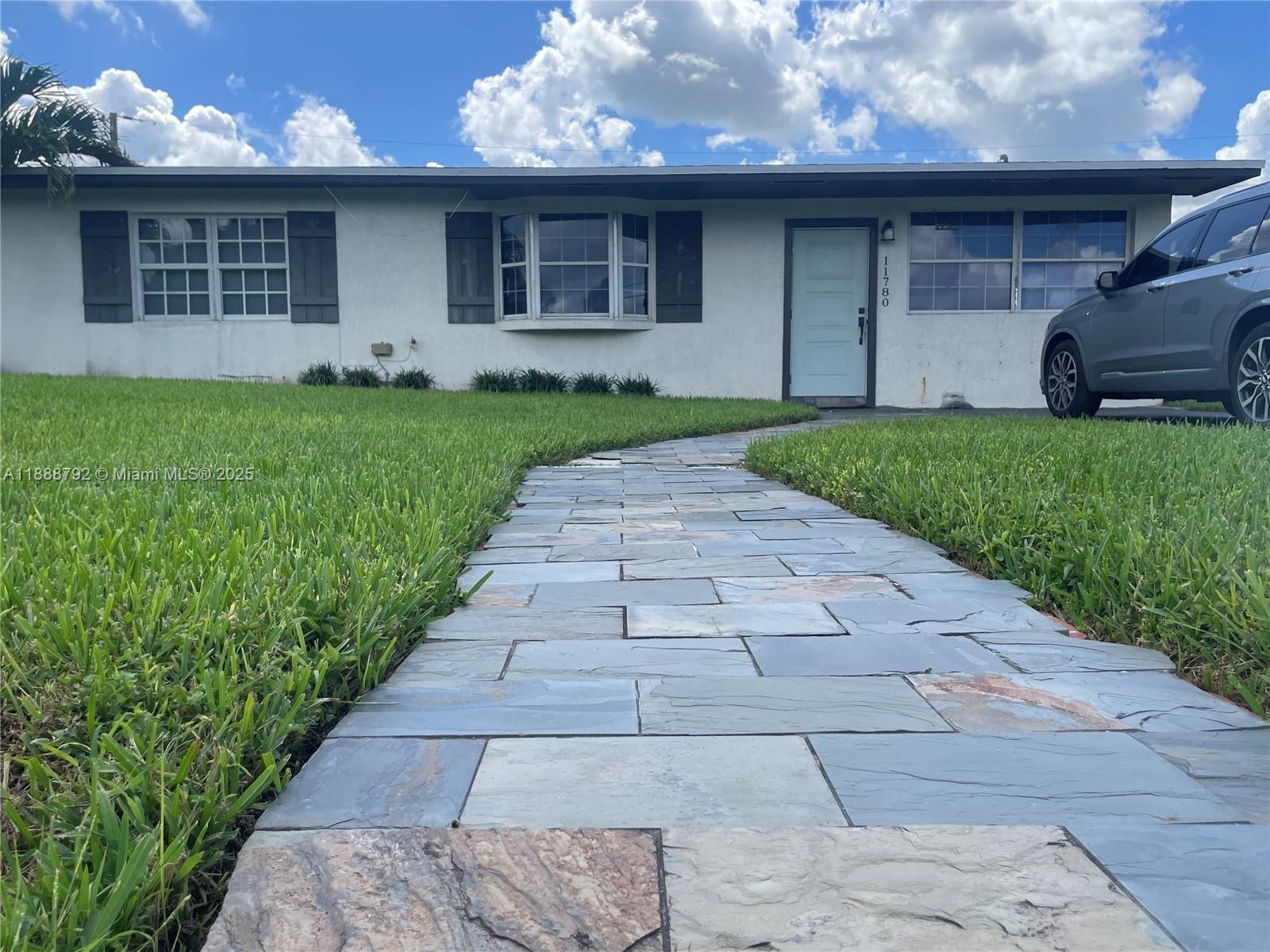 11780 SW 227th St, Miami, FL, 33170 - Investment Single Family Home. Photo #1