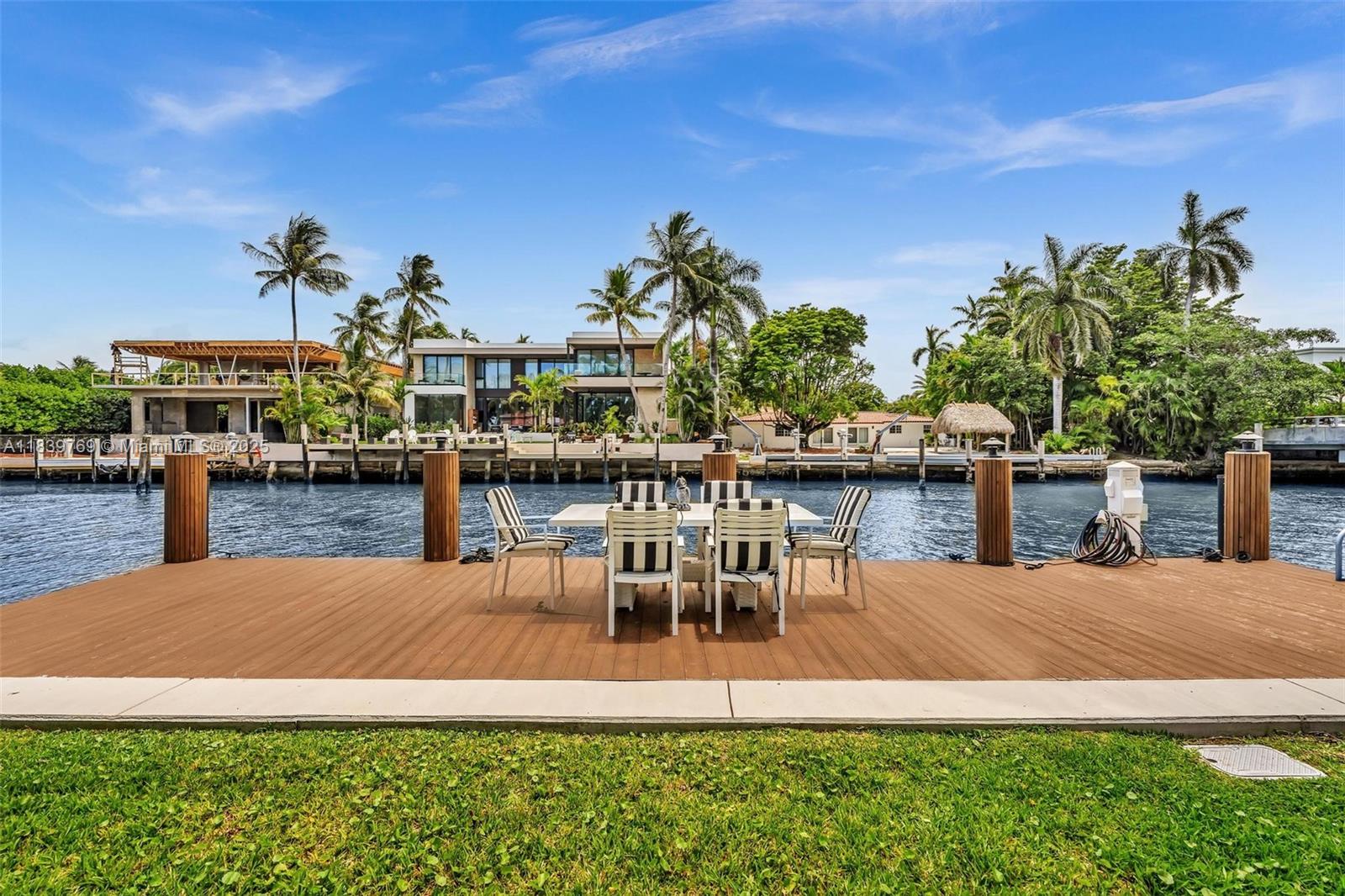 924 Belle Meade Island Dr, Miami, FL, 33138 - Investment Single Family Home. Photo #1