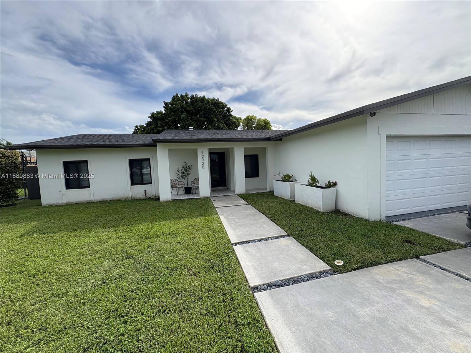 12920 SW 81 St, Miami, FL, 33183 - Investment Single Family Home. Photo #1