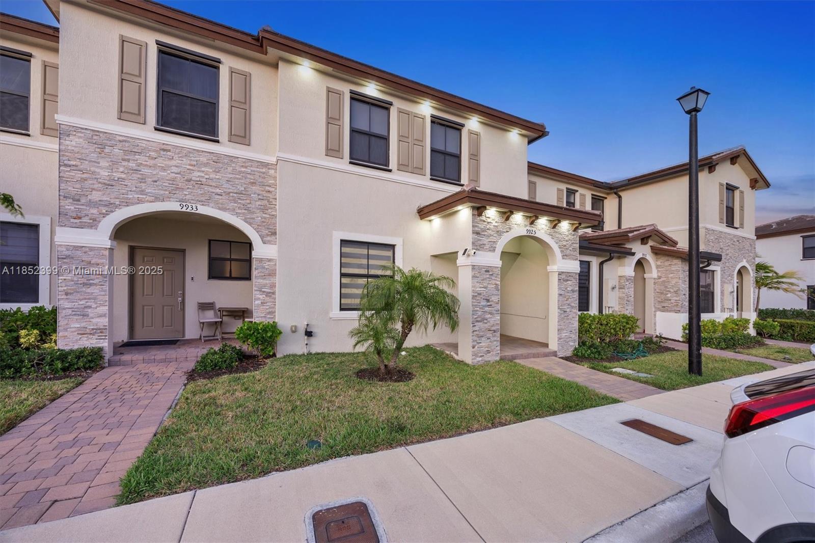 9925 SW 228th Ter, Miami, FL, 33190 - Investment Townhome. Photo #1