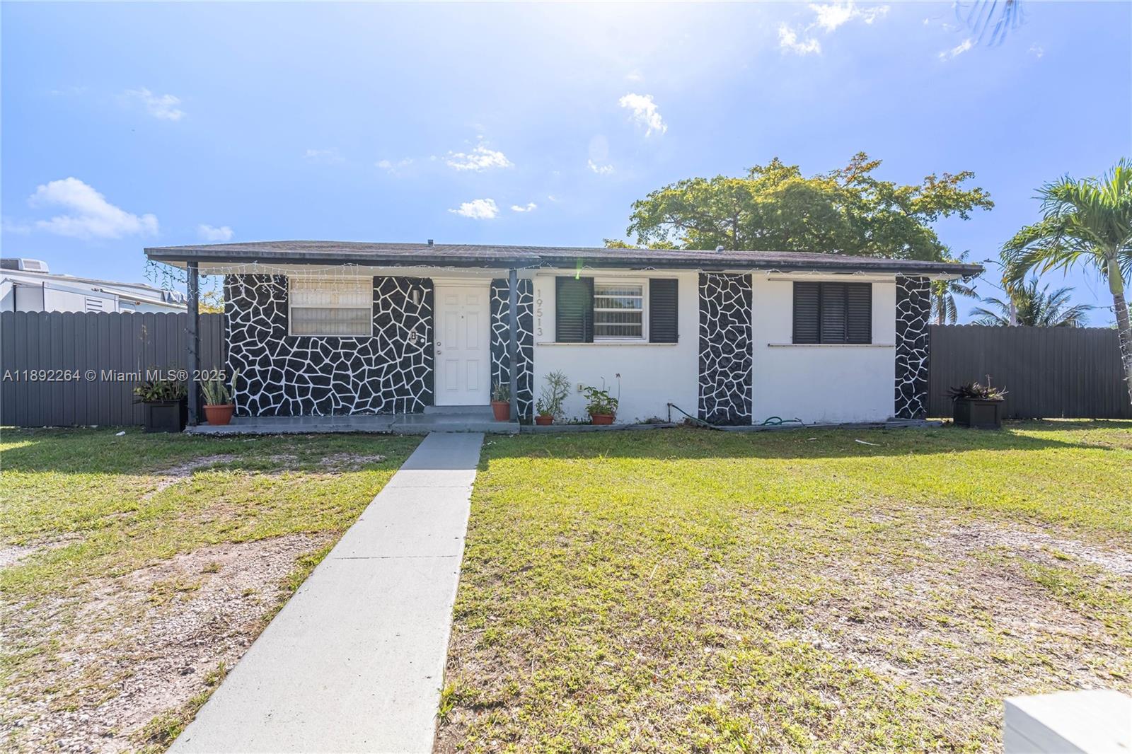 19513 SW 116th Ave, Miami, FL, 33157 - Investment Single Family Home. Photo #1