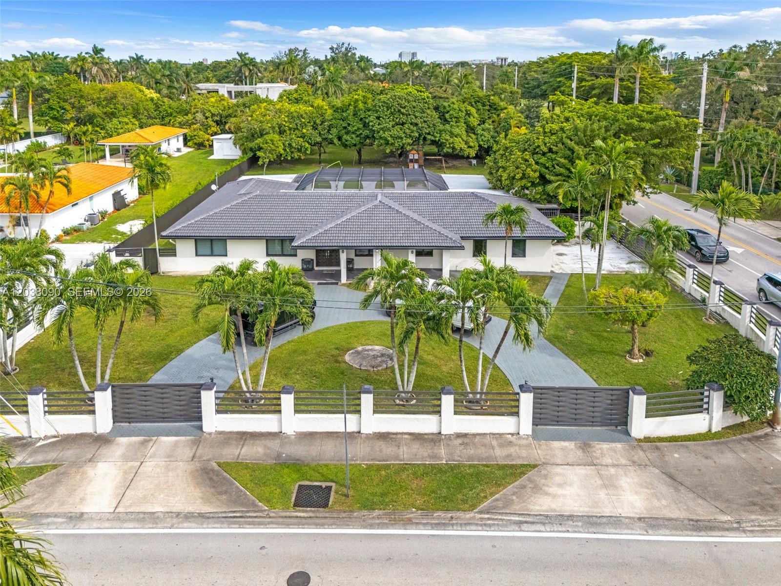 551 SW 127th, Miami, FL, 33184 - Investment Single Family Home. Photo #1