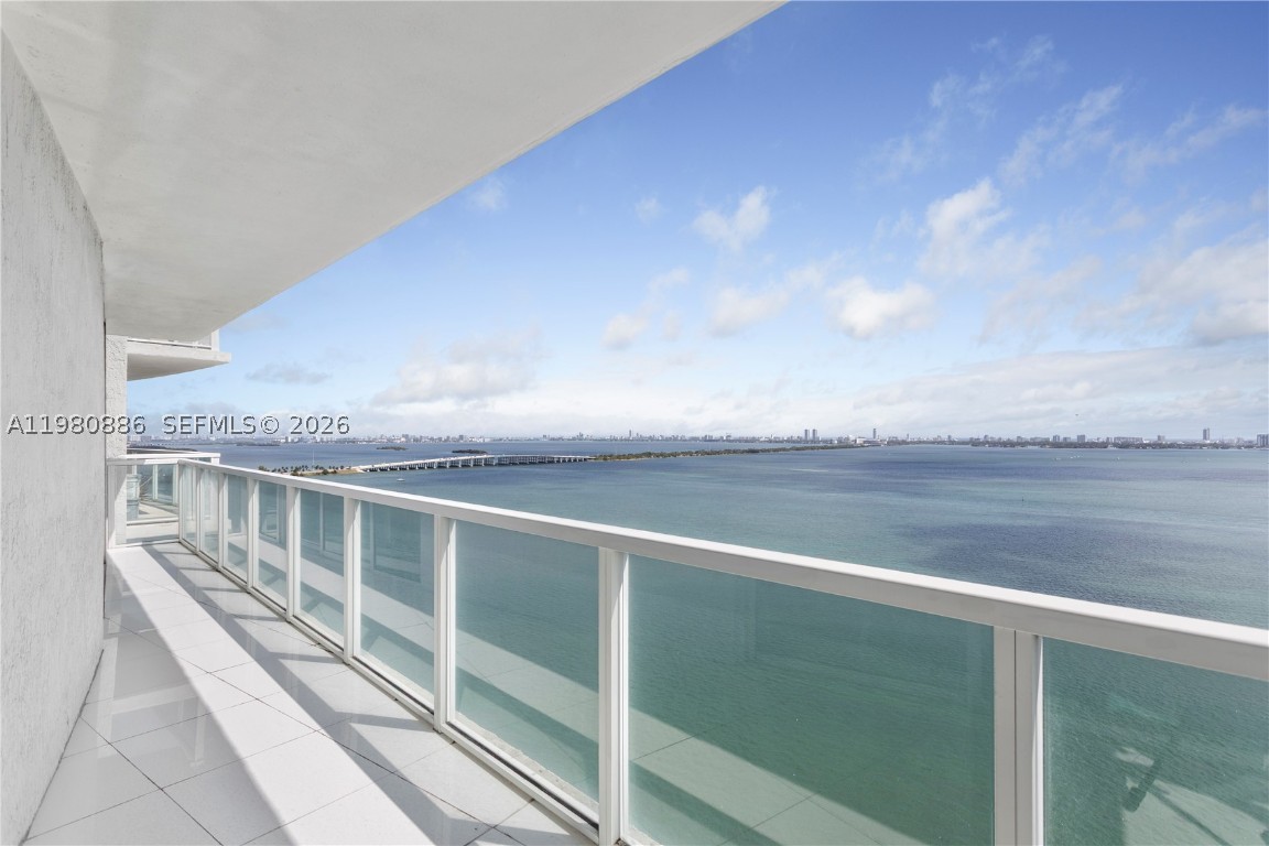 665 NE 25th #2102, Miami, FL, 33137 - Investment Condo. Photo #1