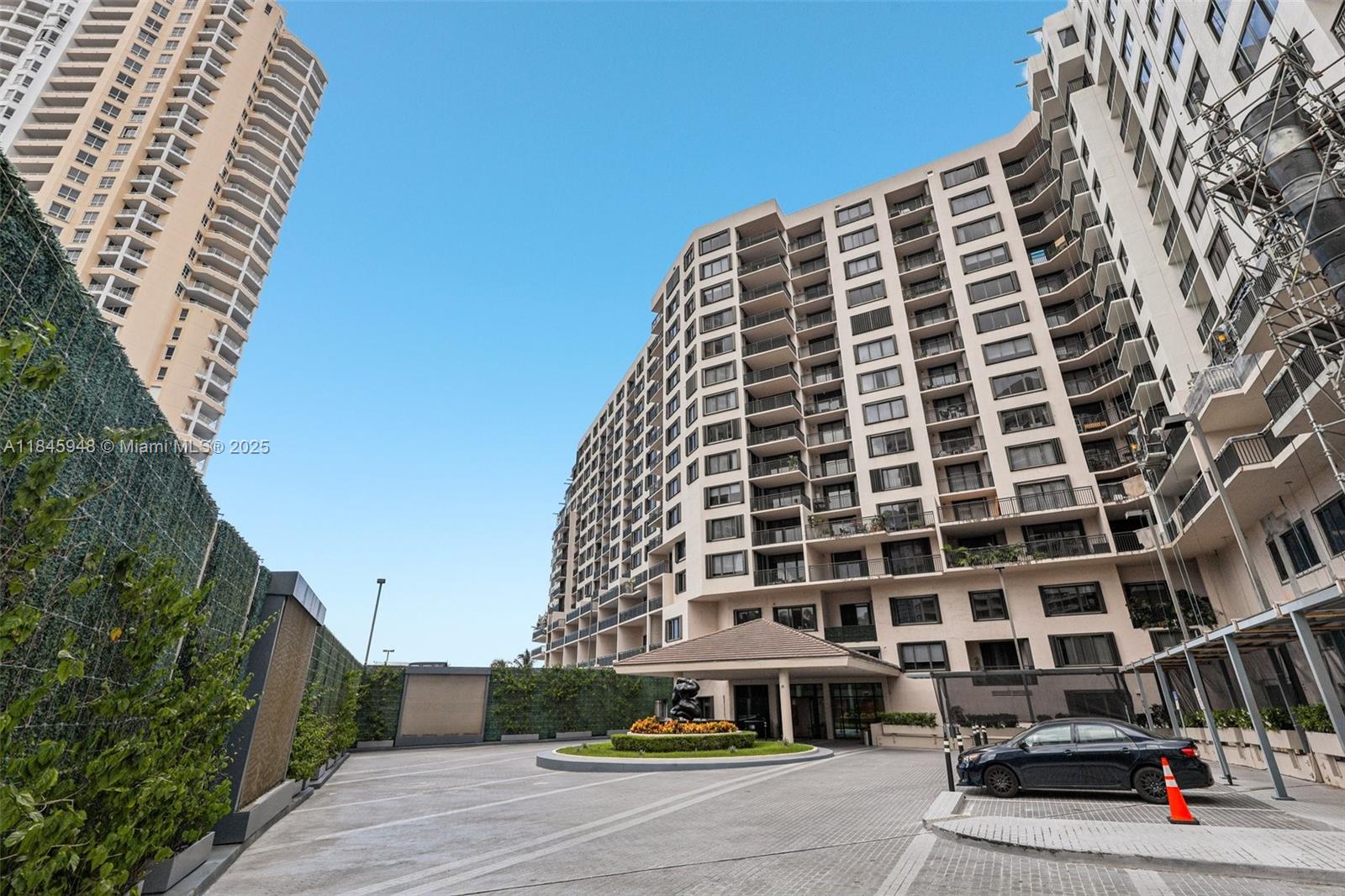 540 Brickell Key Dr #730, Miami, FL, 33131 - Investment Condo. Photo #1