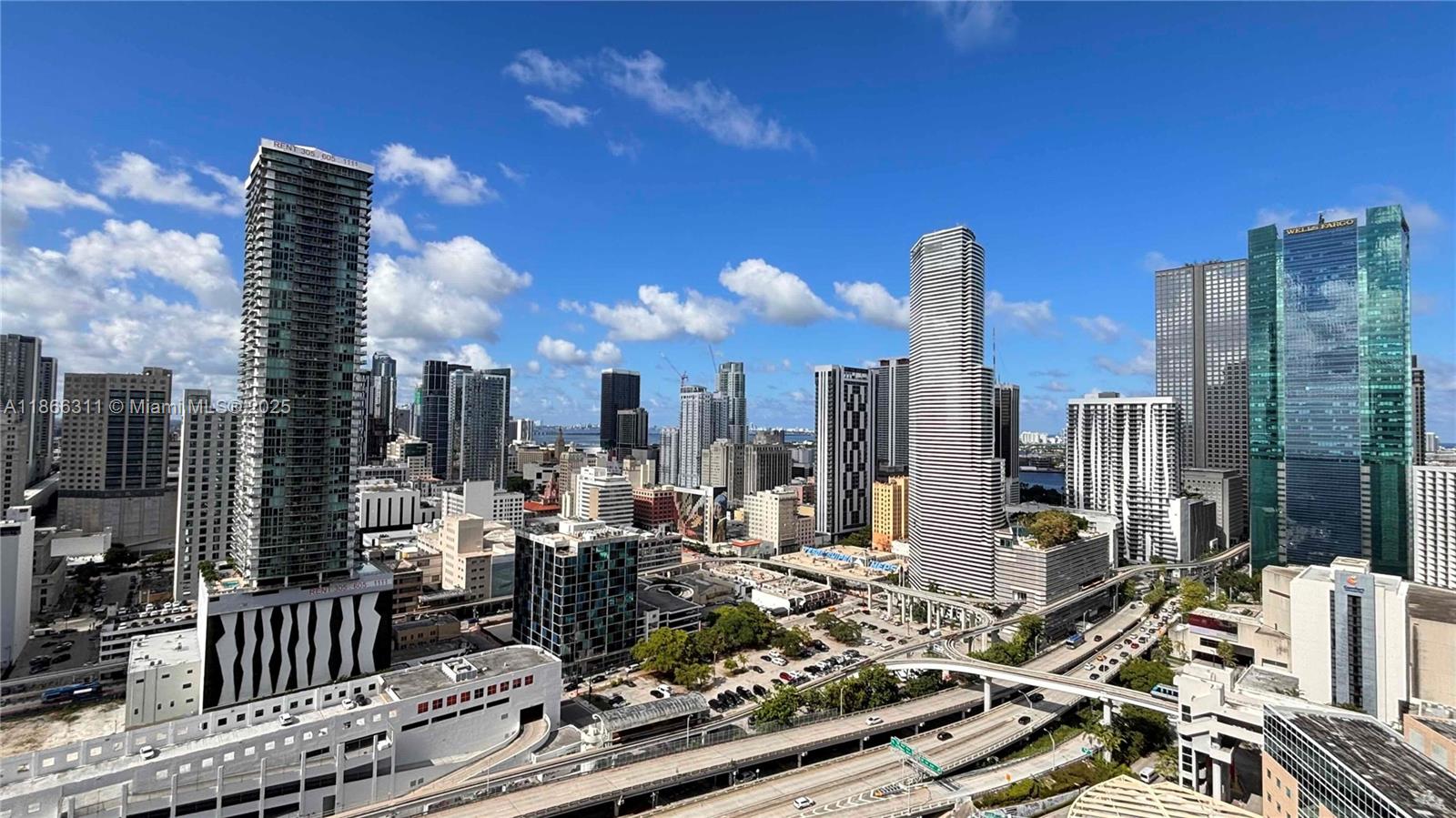 350 S Miami Ave #3013, Miami, FL, 33130 - Investment Condo. Photo #1
