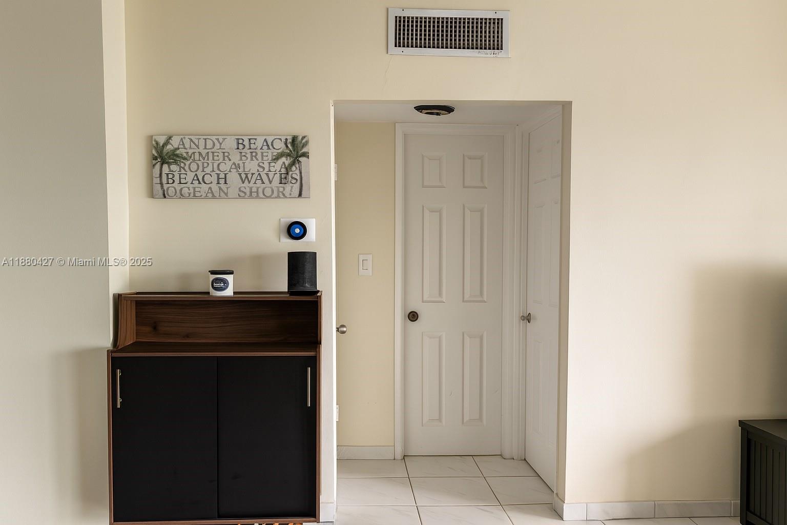 Condominium in Sunny Isles Beach - Photo 8