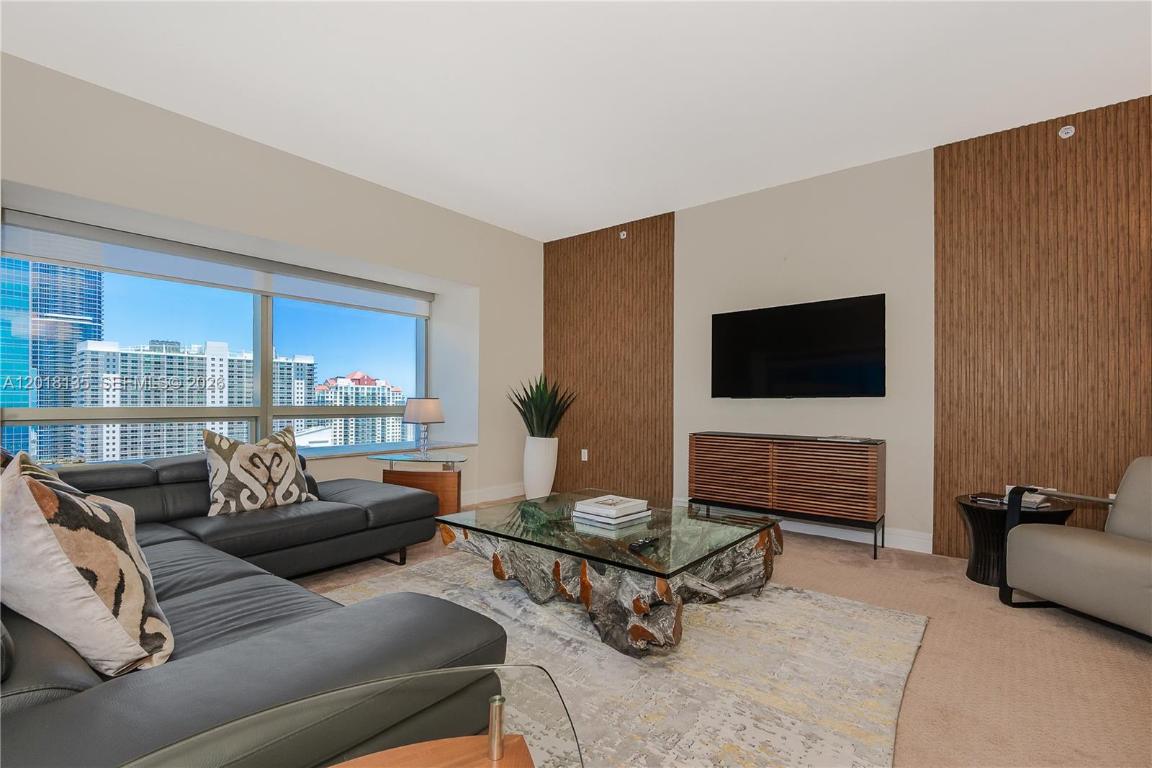 1435 Brickell #3012, Miami, FL, 33131 - Investment Condo. Photo #1