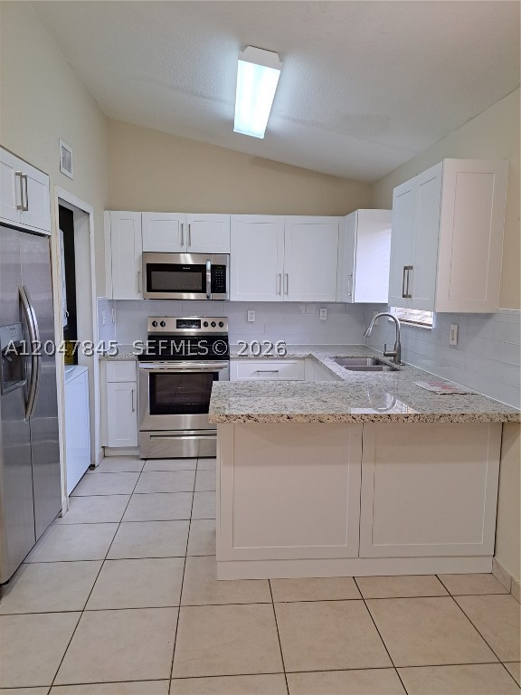 Condominium in Hialeah - Photo 2