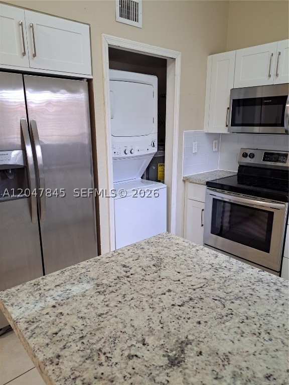 Condominium in Hialeah - Photo 3