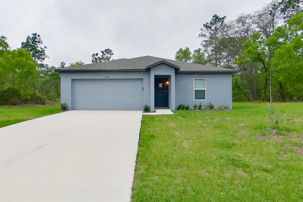 Single Family Residence in Citrus Springs - Photo 1