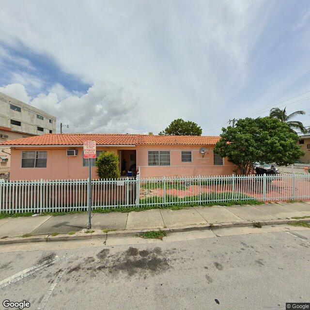 300 NW 13th Ave, Miami, FL, 33125 - Investment Single Family Home. Photo #1